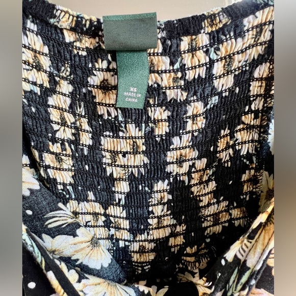 NWOT Floral Print Strappy Button Front Jumpsuit - Black XS - Picture 3 of 5